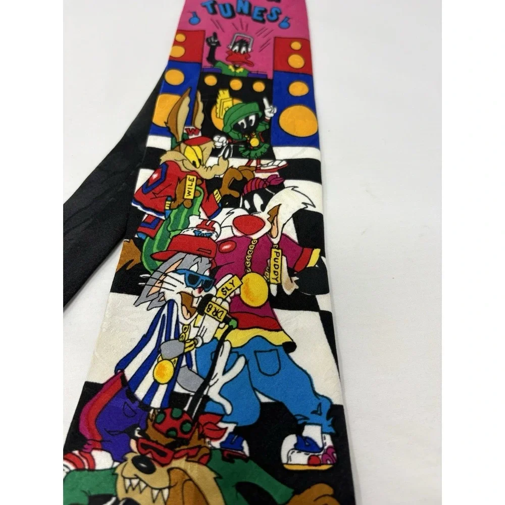 Looney Tunes Mania vintage cartoons